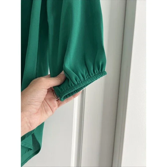 PLEIONE Women's Solid Kelly Green Mid Sleeve Blouse Size Small NWT - Picture 3 of 5